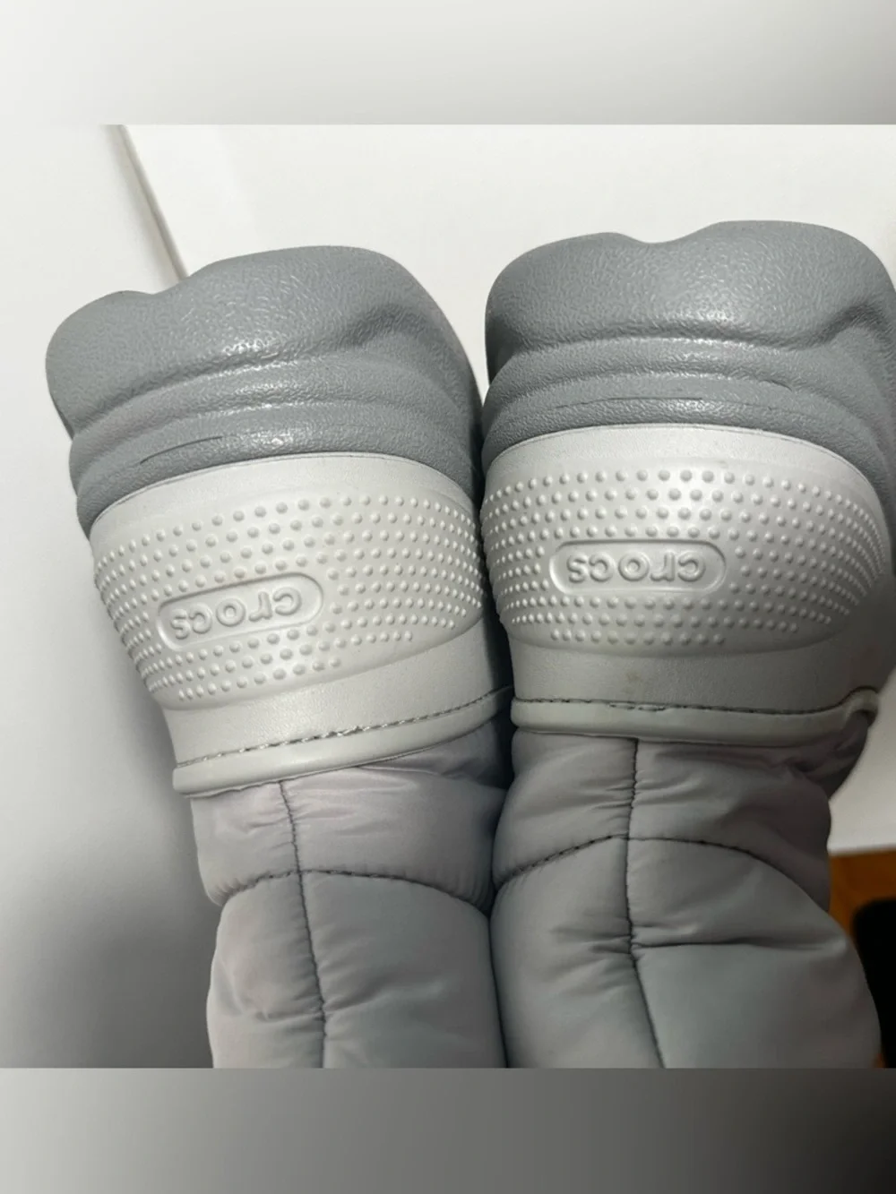 Crocs Duet Max II Boots Men's Size 10 - Women’s Size 12 (208773-1FT)